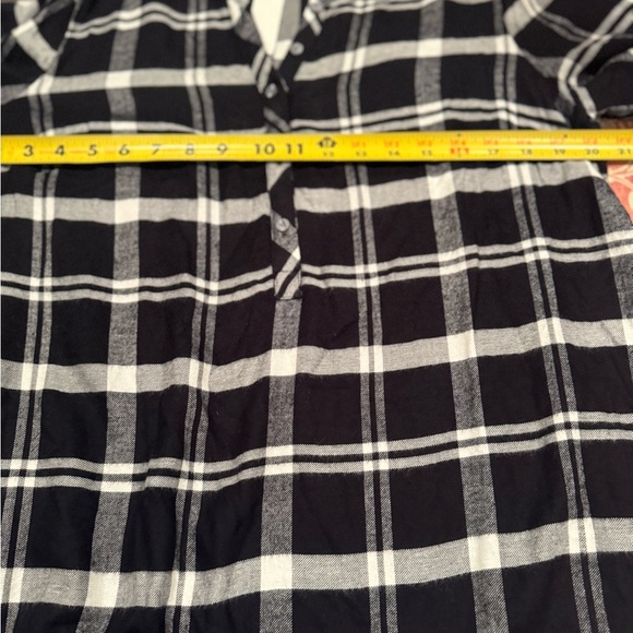 NWT Talbots Black & White Plaid Flannel VNeck Pullover w Balloon Sleeve SZ L - Picture 10 of 16